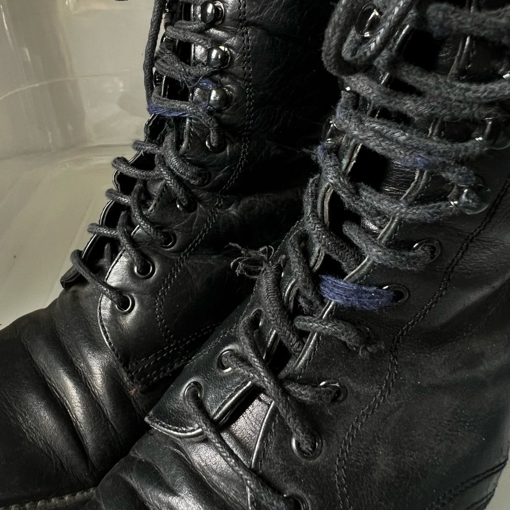 Vintage 90s Guess Granny Boots - Picture 2 of 11